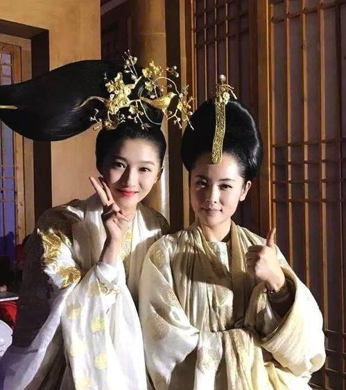 汉服写真吃瓜,一场穿越时空的视觉盛宴