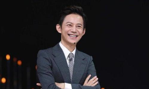 何炅吃新瓜,趣味横生瞬间引网友热议